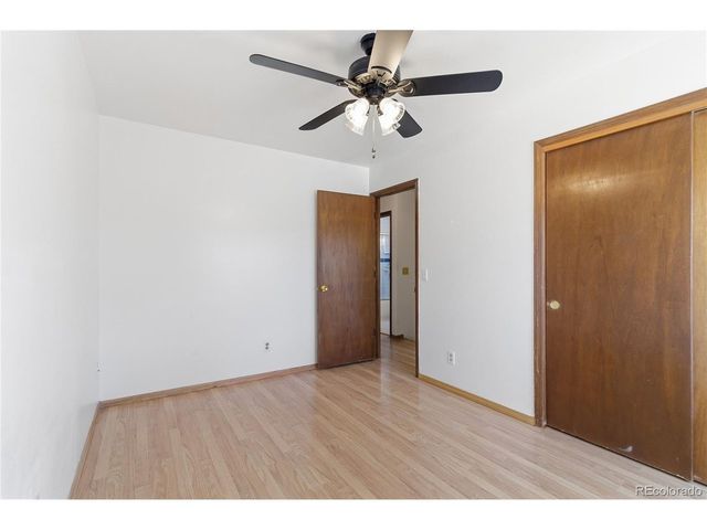 64 Macon St, Aurora, CO 80010