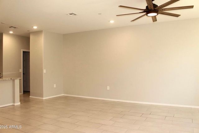 2625 S Peppertree Drive Unit 104, Gilbert, AZ 85295