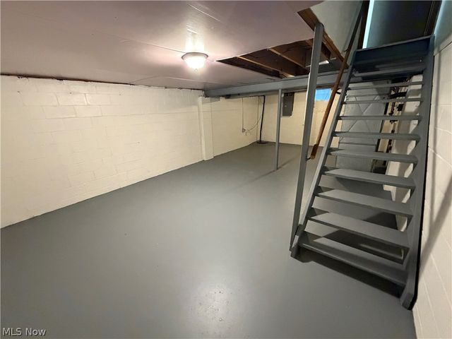 672 Loomis Avenue 682, Cuyahoga Falls, OH 44221