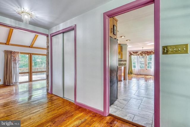 3625 CROOKED HILL RD, Harrisburg, PA 17110