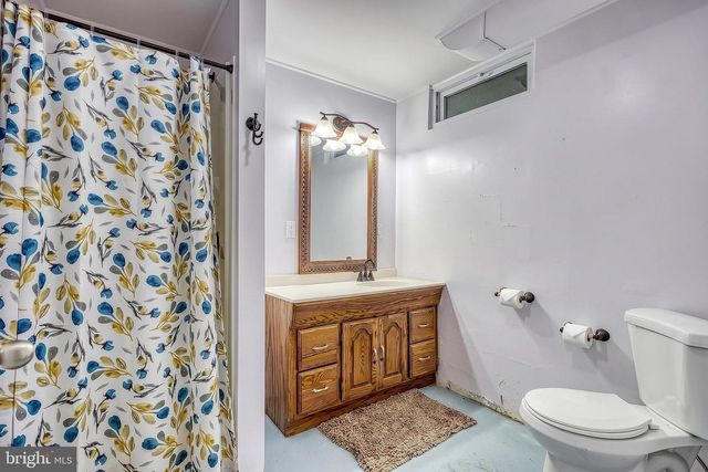 3625 CROOKED HILL RD, Harrisburg, PA 17110
