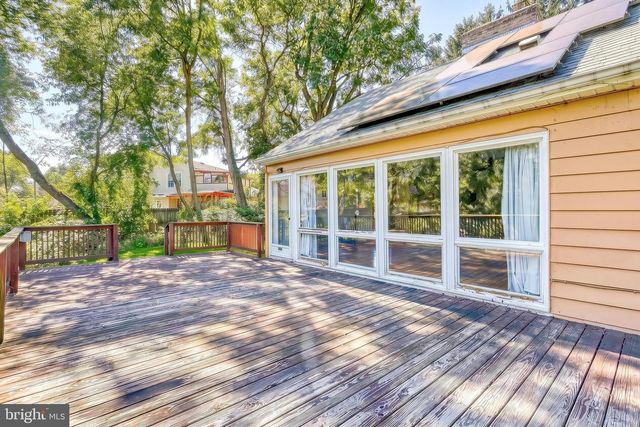 3625 CROOKED HILL RD, Harrisburg, PA 17110