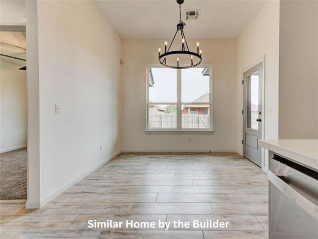 1945 W Crossbow Way, Mustang, OK 73064