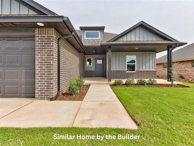 1945 W Crossbow Way, Mustang, OK 73064