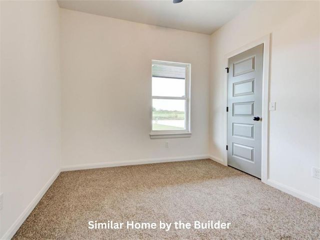 1945 W Crossbow Way, Mustang, OK 73064