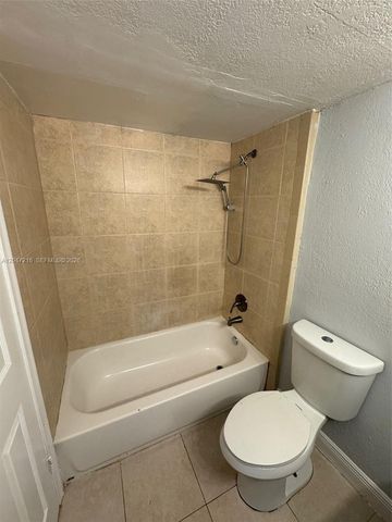 1741 SW 40th Ter, Fort Lauderdale, FL 33317
