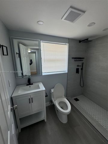 1741 SW 40th Ter, Fort Lauderdale, FL 33317