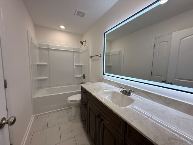 2663 Scott Dr, Clarksville, TN 37042