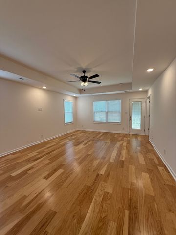 2663 Scott Dr, Clarksville, TN 37042