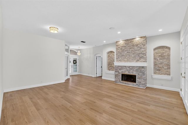 5838 AUDUBON MANOR BOULEVARD, Lithia, FL 33547