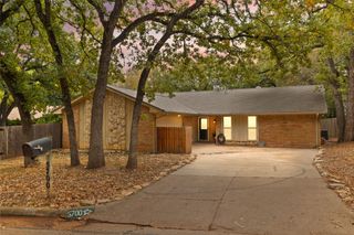 5700 Stage Line Court, Arlington, TX 76017