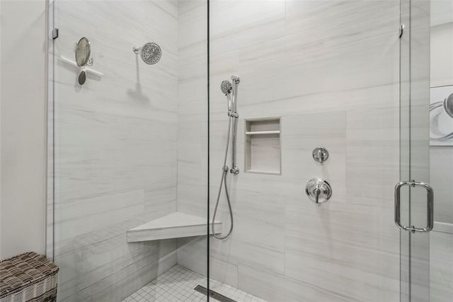 5898 BENEVENTO DRIVE, Sarasota, FL 34238