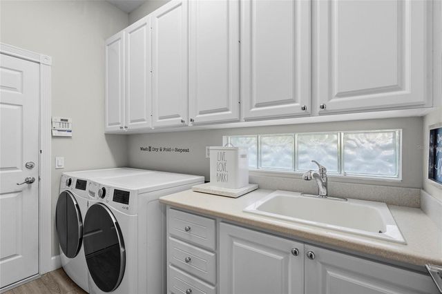 5898 BENEVENTO DRIVE, Sarasota, FL 34238