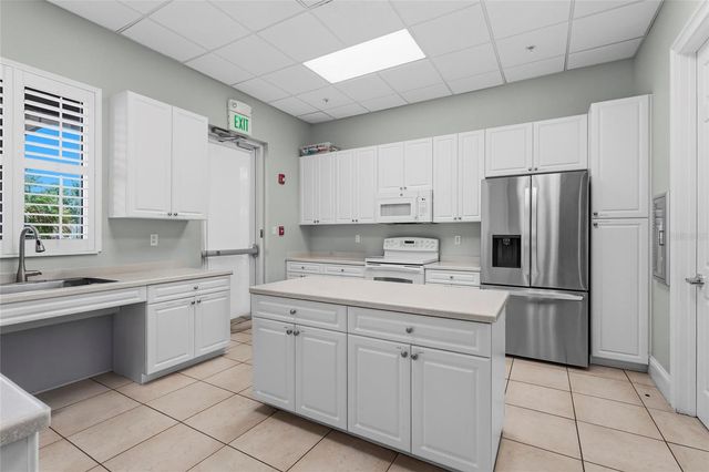 5898 BENEVENTO DRIVE, Sarasota, FL 34238