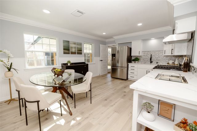 524 Ridgecrest Drive, Lewisville, TX 75067