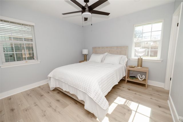 524 Ridgecrest Drive, Lewisville, TX 75067