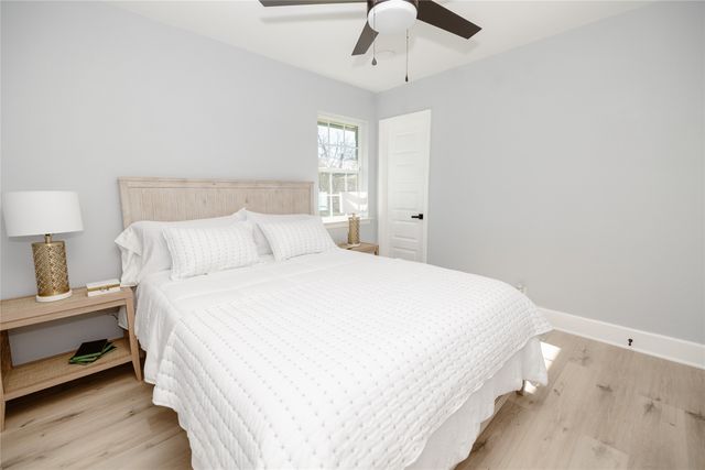 524 Ridgecrest Drive, Lewisville, TX 75067