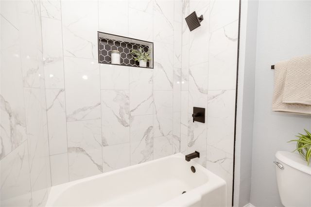 524 Ridgecrest Drive, Lewisville, TX 75067