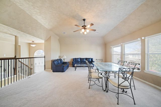 10015 Loch Courtney Lane, Houston, TX 77089