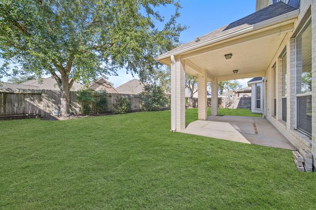 10015 Loch Courtney Lane, Houston, TX 77089