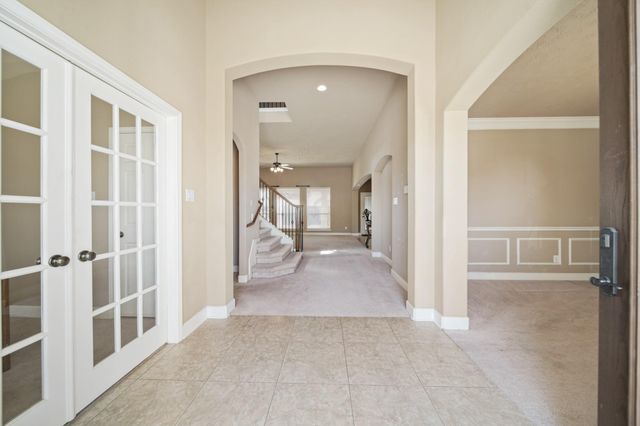 10015 Loch Courtney Lane, Houston, TX 77089