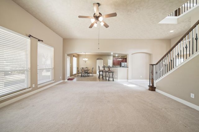 10015 Loch Courtney Lane, Houston, TX 77089