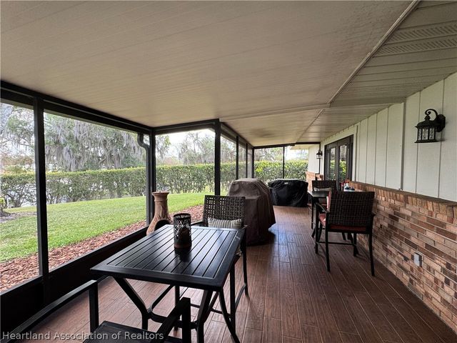 334 W F Street, Frostproof, FL 33843
