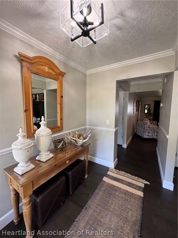 334 W F Street, Frostproof, FL 33843