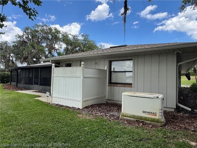 334 W F Street, Frostproof, FL 33843