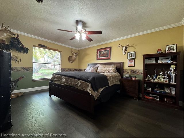 334 W F Street, Frostproof, FL 33843