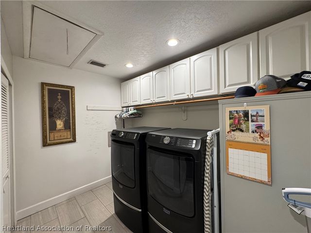 334 W F Street, Frostproof, FL 33843