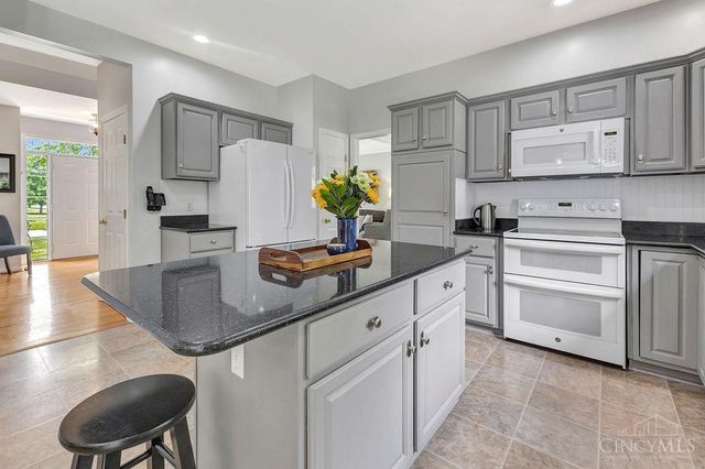 1758 Millbrook Lane, Miami Twp, OH 45140