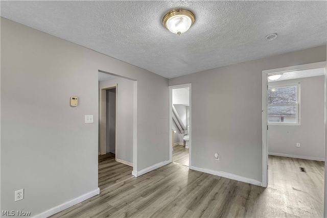 3305 Roanoke Avenue, Cleveland, OH 44109