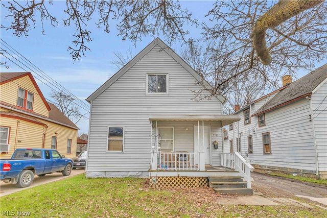 3305 Roanoke Avenue, Cleveland, OH 44109