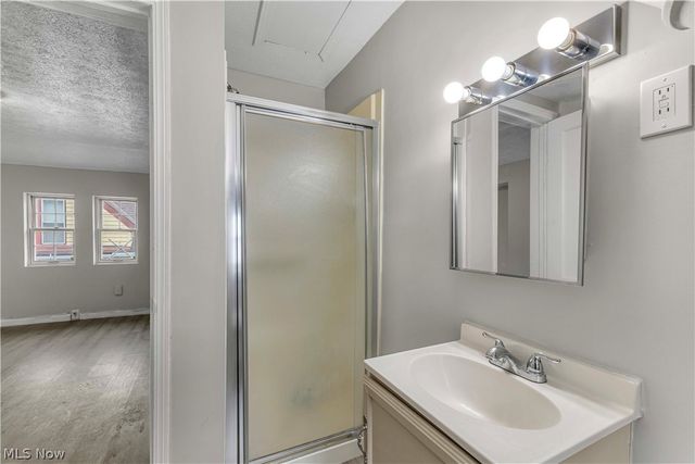 3305 Roanoke Avenue, Cleveland, OH 44109