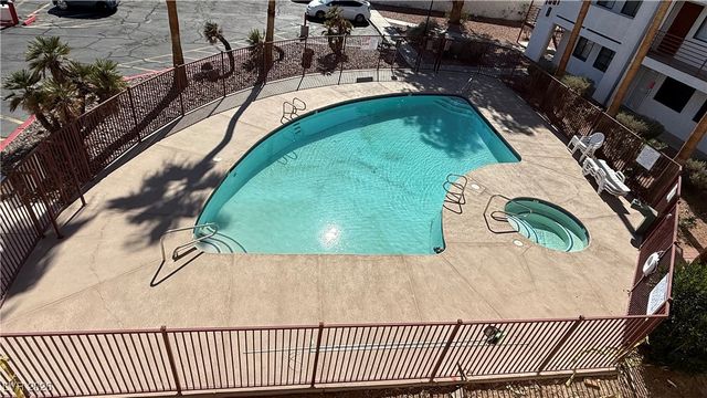 1381 East University Avenue 311, Las Vegas, NV 89119