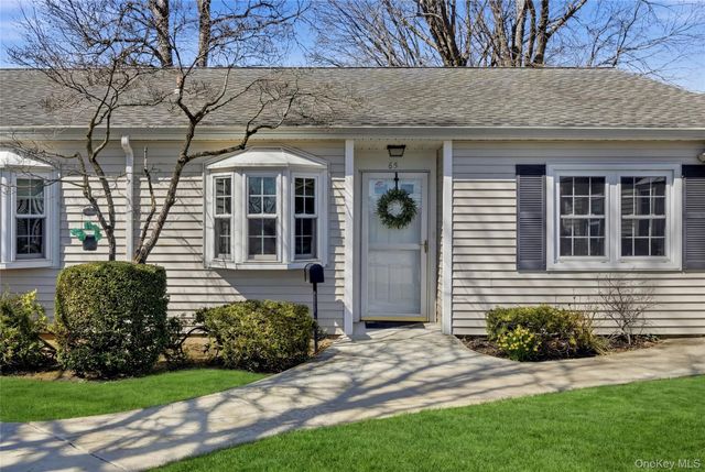 65 Harbor N, Amityville, NY 11701