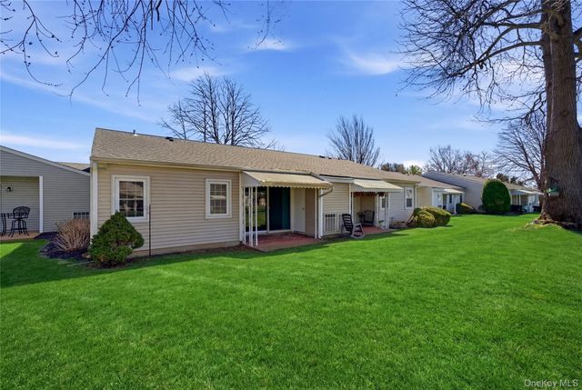 65 Harbor N, Amityville, NY 11701