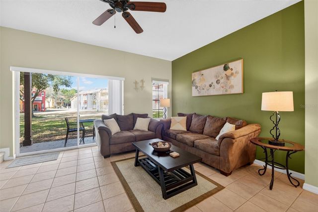 8538 CRYSTAL COVE LOOP, Kissimmee, FL 34747