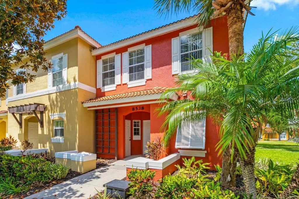 8538 CRYSTAL COVE LOOP, Kissimmee, FL 34747