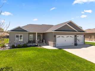 2006 13th Avenue NE, Austin, MN 55912