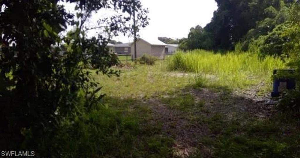 1404 Keuka AVE, NORTH FORT MYERS, FL 33917 — photo 3