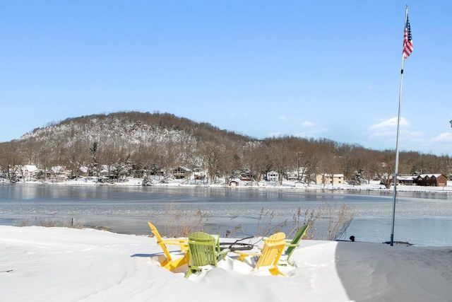 W11322 Red Cedar Drive, Lodi, WI 53555