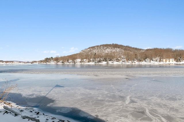 W11322 Red Cedar Drive, Lodi, WI 53555