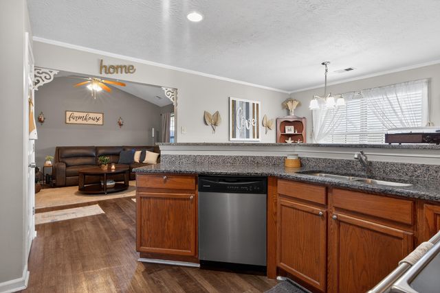 405 Village Parkway, Nicholasville, KY 40356