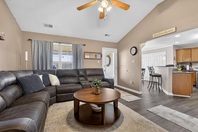 405 Village Parkway, Nicholasville, KY 40356