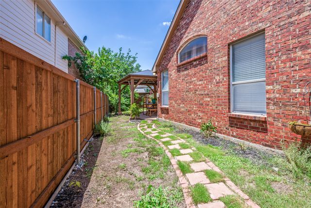 5632 Westwood Lane, The Colony, TX 75056