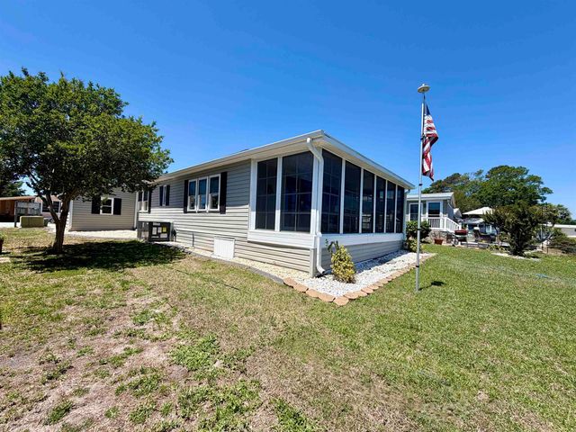 368 East Lake Dr., Surfside Beach, SC 29575