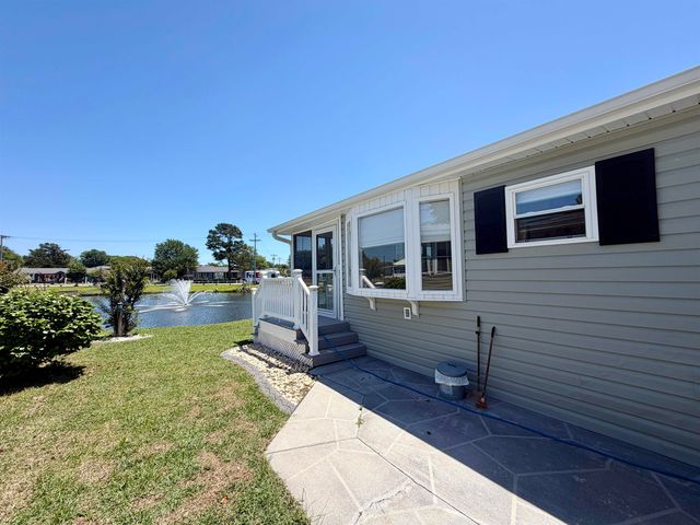 368 East Lake Dr., Surfside Beach, SC 29575