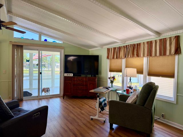 368 East Lake Dr., Surfside Beach, SC 29575